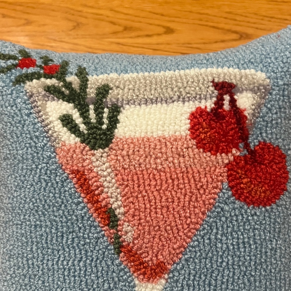 Blue Holiday Pillow with Cocktail martini Design nwt hooked - Picture 2 of 4